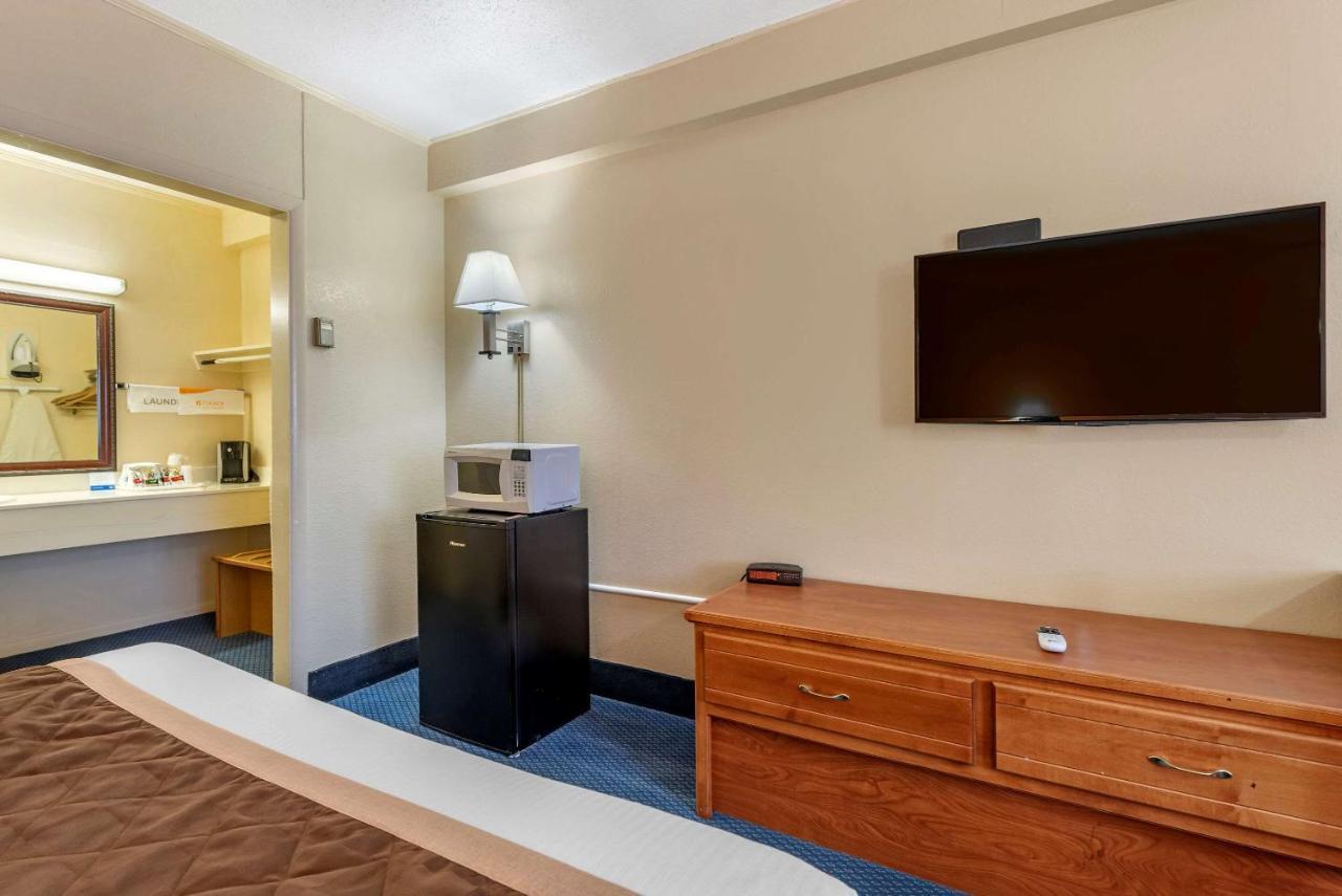 Asam Hotel Goodland Ngoại thất bức ảnh